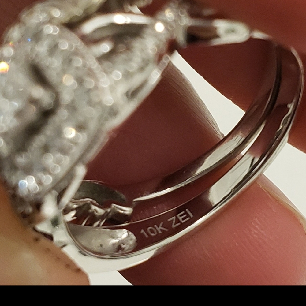 Zales Dazzling 10k gold diamond engagement ring and wedding band set - Picture 6 of 12